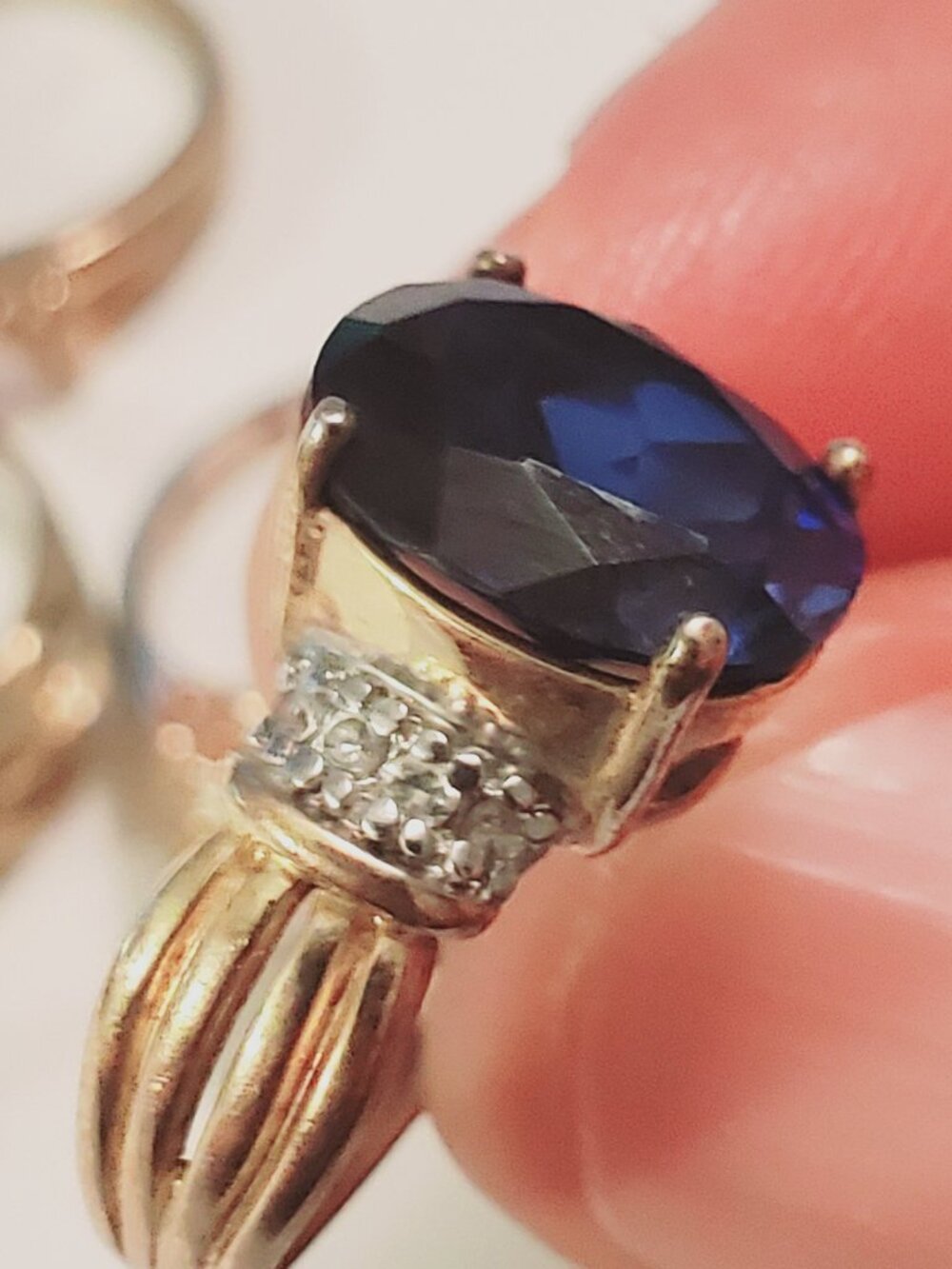 8 Rings, items # A- 2483-2490,. wt. 33 grams. - Picture 6 of 16